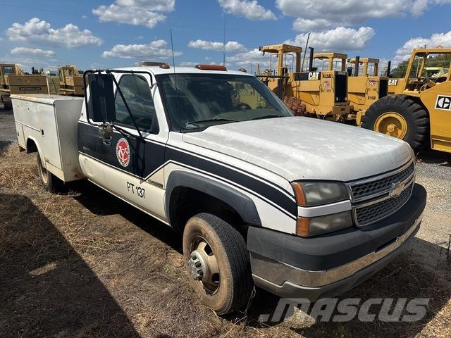 Chevrolet 3500 Bestelwagens met open laadbak