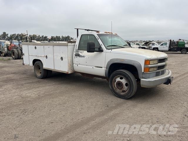 Chevrolet 3500 Bestelwagens met open laadbak