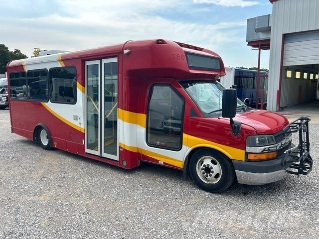 Chevrolet 4500 Minibussen