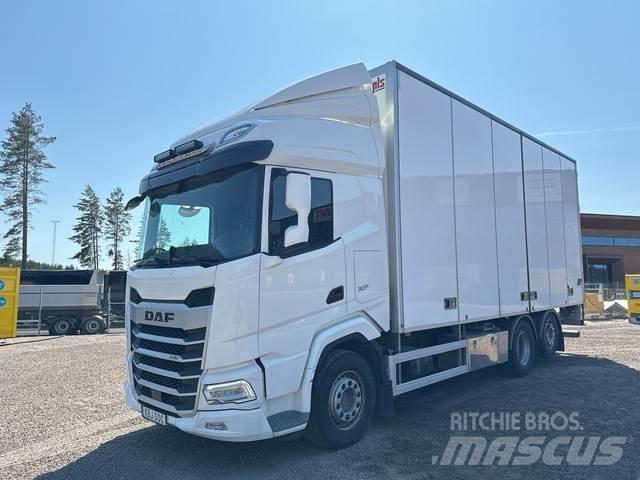 DAF XF 530 FAN Bakwagens met gesloten opbouw