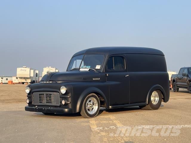 Dodge B38 Auto's