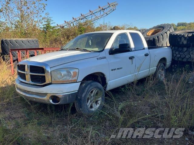 Dodge Ram 1500 Bestelwagens met open laadbak