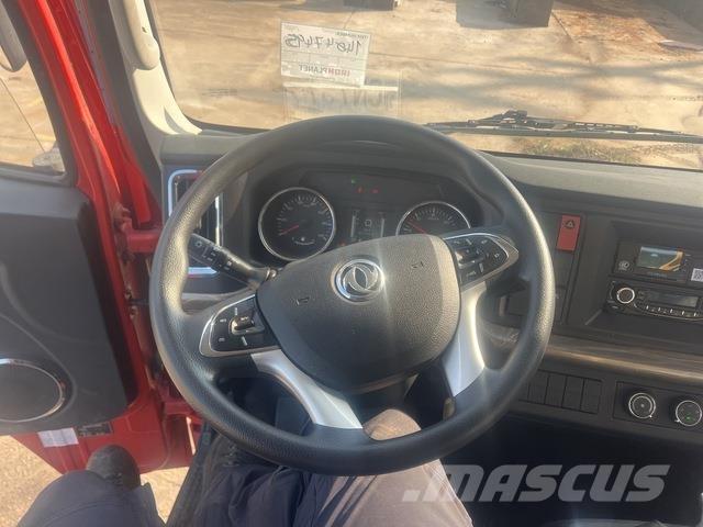 Dongfeng DV3 Vlakke laadvloer met kraan