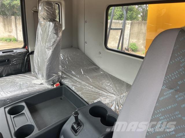 Dongfeng T5 Vlakke laadvloer met kraan