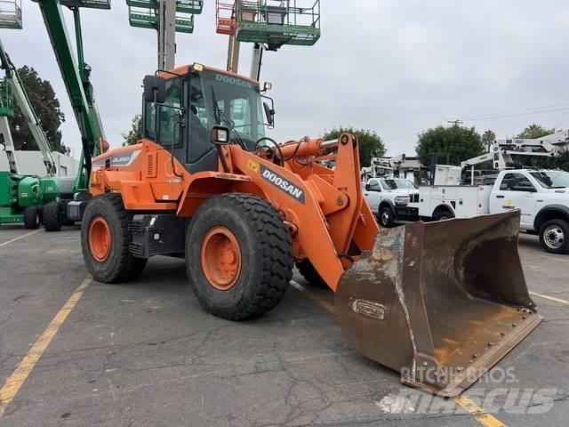 Doosan DL220-5 Wielladers