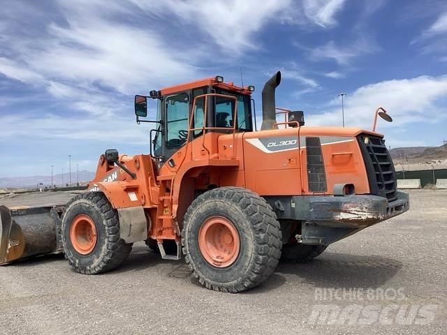 Doosan DL300-5 Wielladers