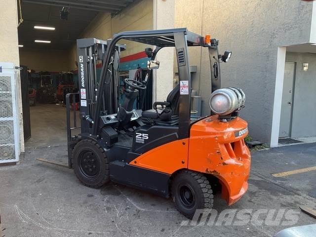 Doosan G25E-7 Bouw - Overige