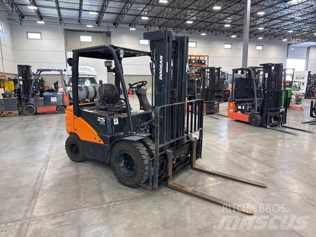 Doosan G25N-7 Bouw - Overige