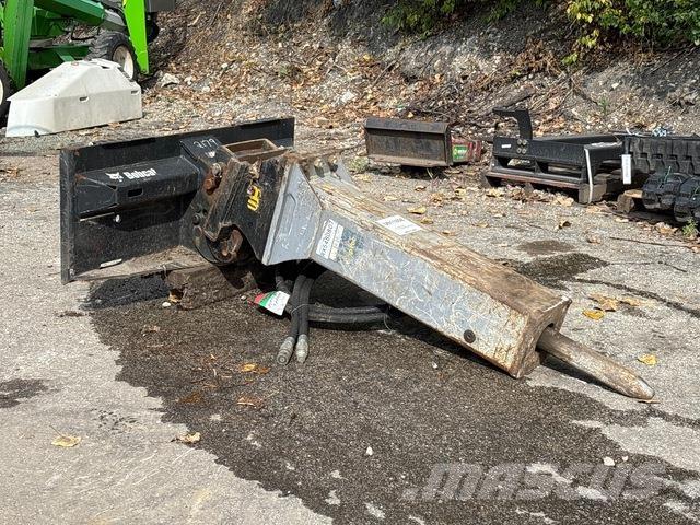 Epiroc EC70T Hamers en brekers