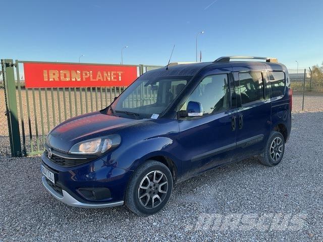 Fiat Doblo Auto's