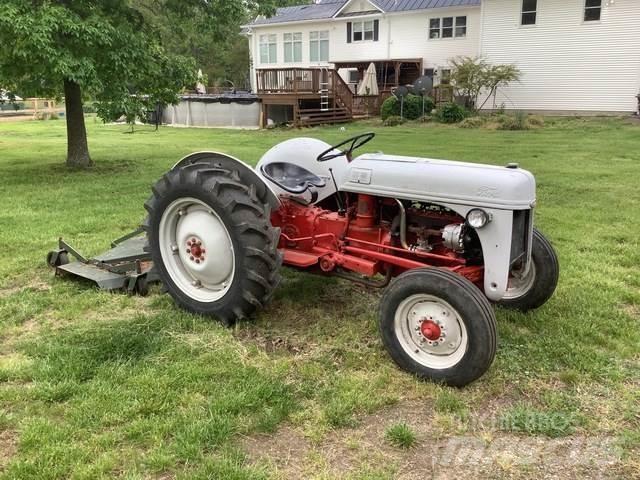 Ford 8N Tractoren