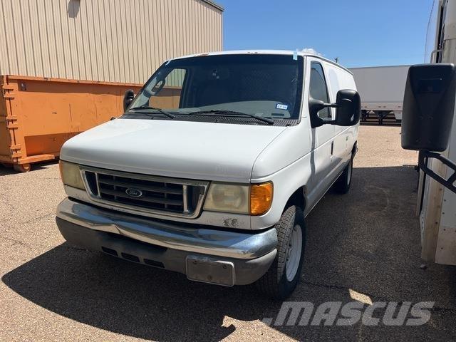 Ford E-150 Gesloten bedrijfswagens