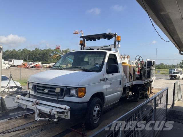 Ford E-350 Onderhoud voertuigen