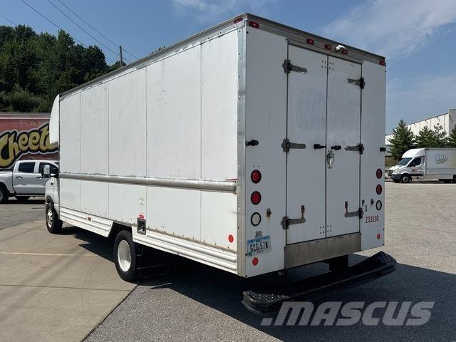 Ford E-350 Gesloten bedrijfswagens