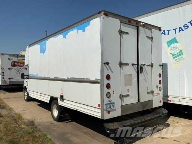 Ford E-350 Bakwagens met gesloten opbouw