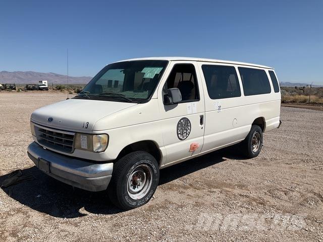 Ford E-350 Auto's