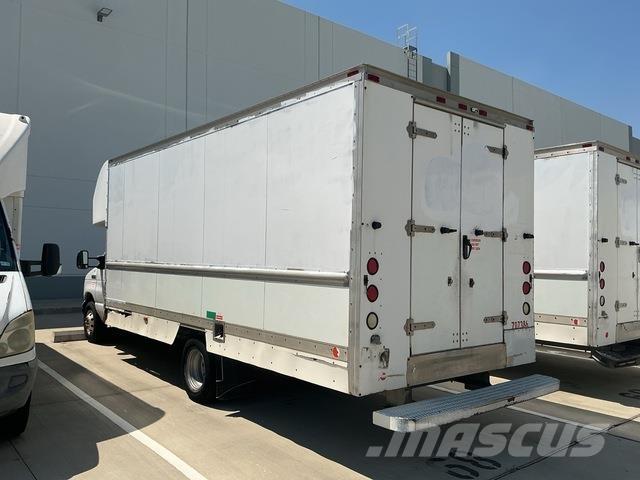 Ford E-350 Gesloten opbouw