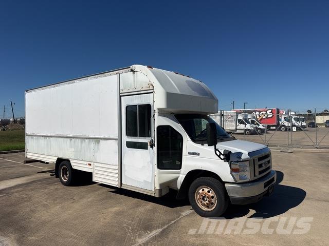 Ford E-350 Bakwagens met gesloten opbouw