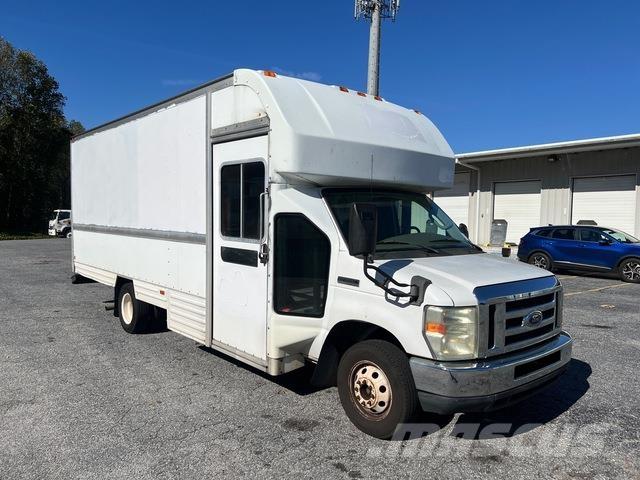 Ford E-350 Bakwagens met gesloten opbouw