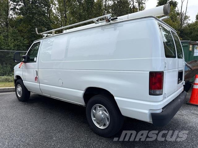 Ford E250 Gesloten bedrijfswagens
