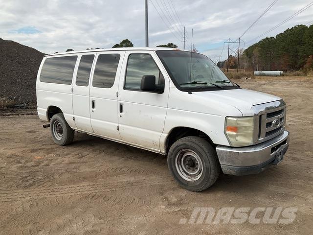 Ford E350 Auto's