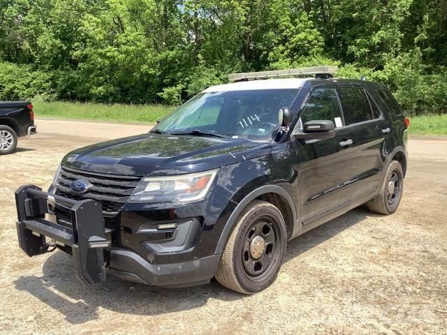 Ford Explorer Auto's