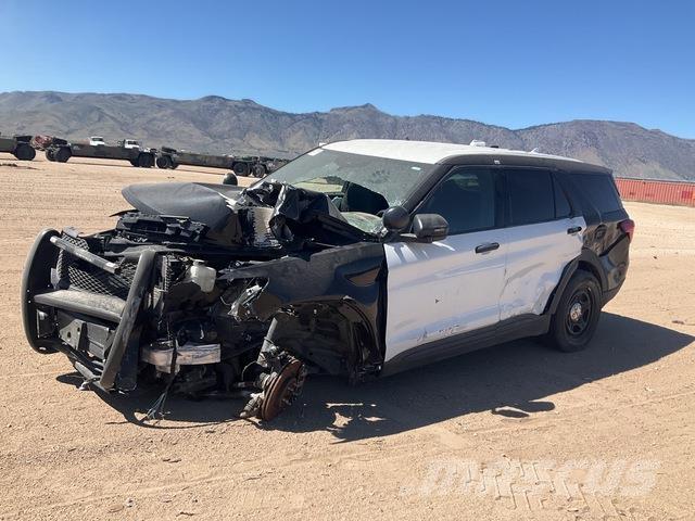 Ford Explorer Auto's