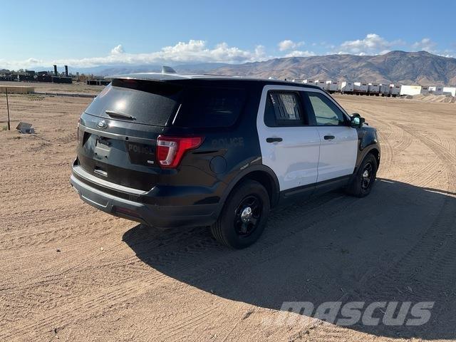 Ford Explorer Auto's