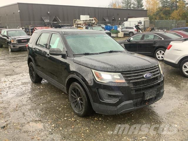 Ford Explorer Auto's
