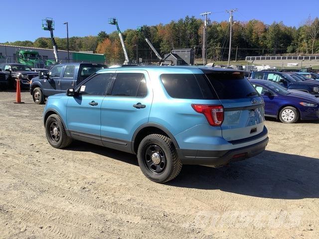 Ford Explorer Auto's