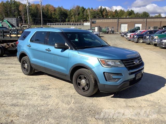 Ford Explorer Auto's