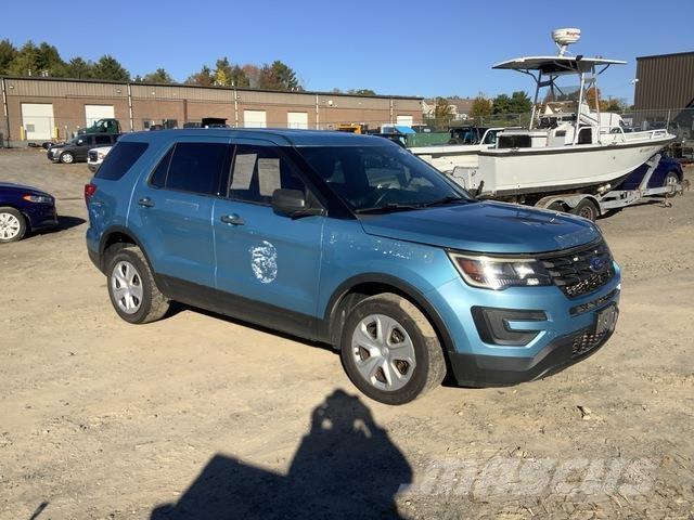 Ford Explorer Auto's