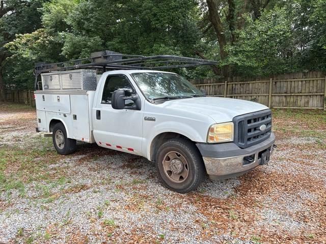 Ford F-250 Bestelwagens met open laadbak