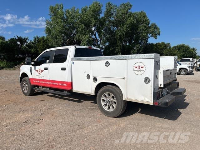 Ford F-250 Bestelwagens met open laadbak