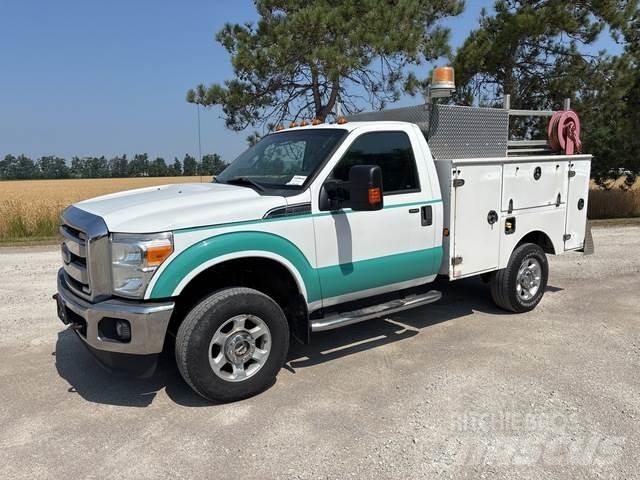 Ford F-250 Bestelwagens met open laadbak