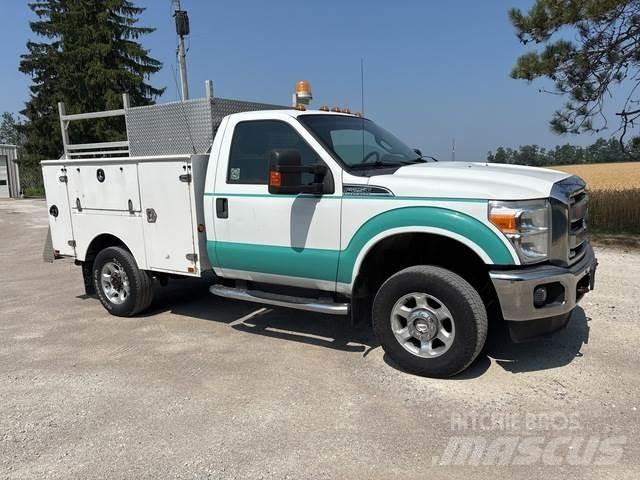 Ford F-250 Bestelwagens met open laadbak