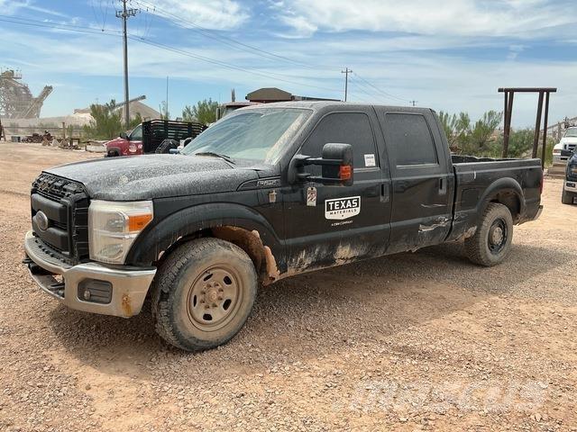 Ford F-250 Bestelwagens met open laadbak