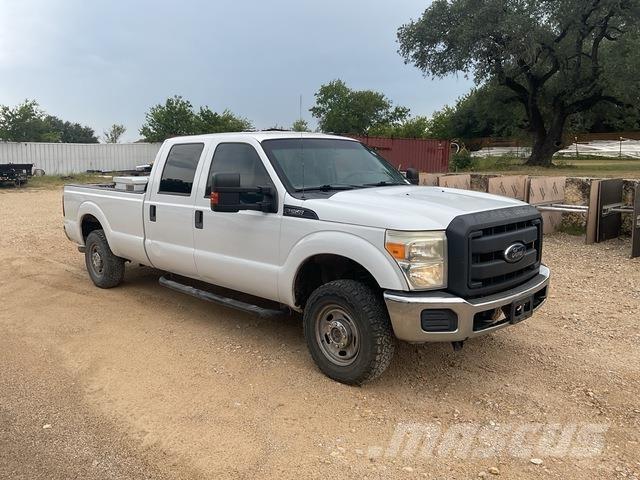 Ford F-250 Bestelwagens met open laadbak