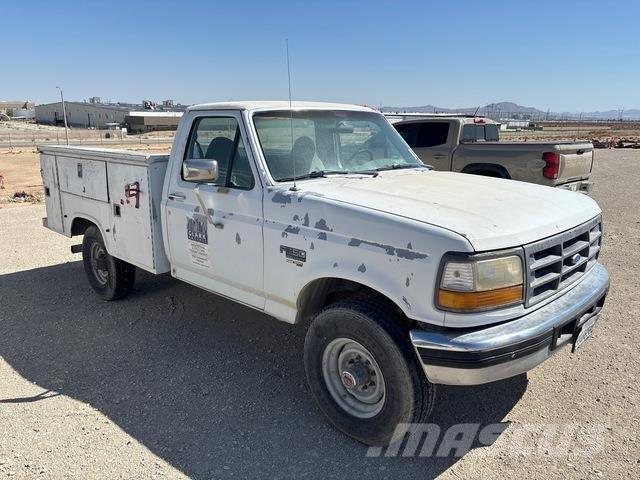 Ford F-250 Bestelwagens met open laadbak
