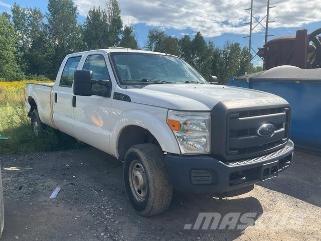 Ford F-250 Bestelwagens met open laadbak