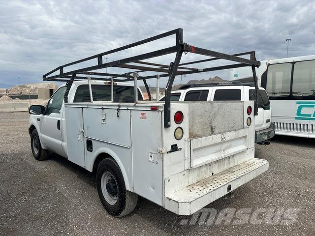 Ford F-250 Bestelwagens met open laadbak