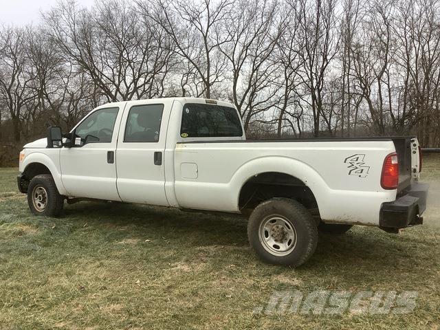 Ford F-250 Bestelwagens met open laadbak