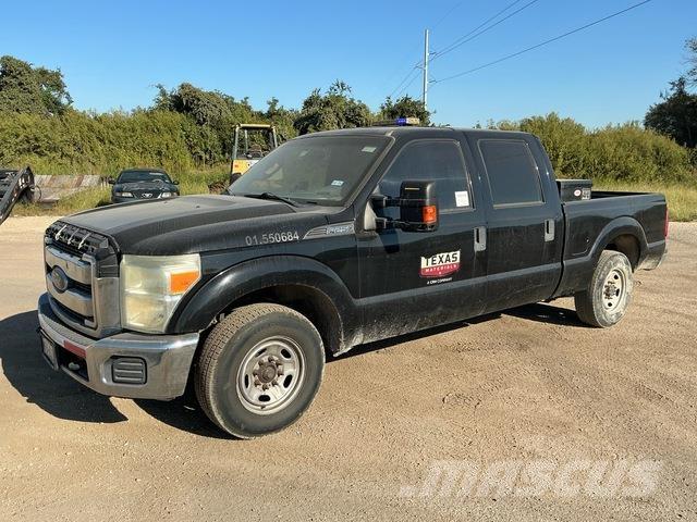 Ford F-250 Bestelwagens met open laadbak