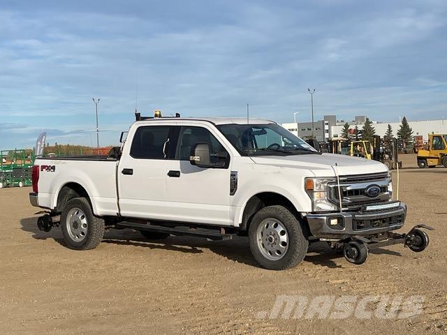 Ford F-250 Bestelwagens met open laadbak