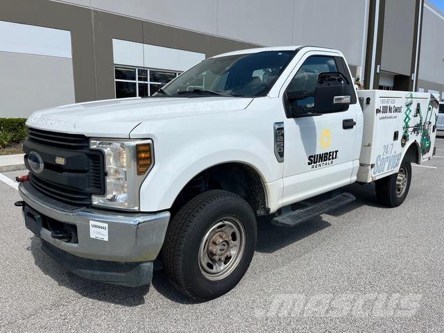 Ford F-250 Bestelwagens met open laadbak
