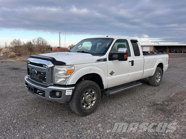 Ford F-250 Bestelwagens met open laadbak