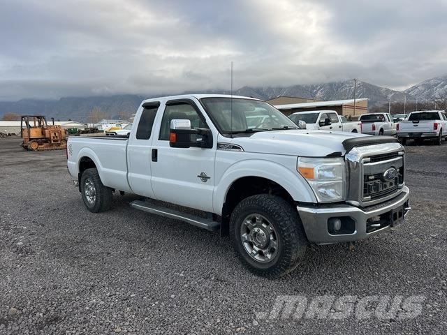 Ford F-250 Bestelwagens met open laadbak