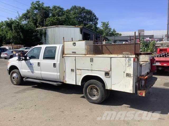 Ford F-350 Bestelwagens met open laadbak