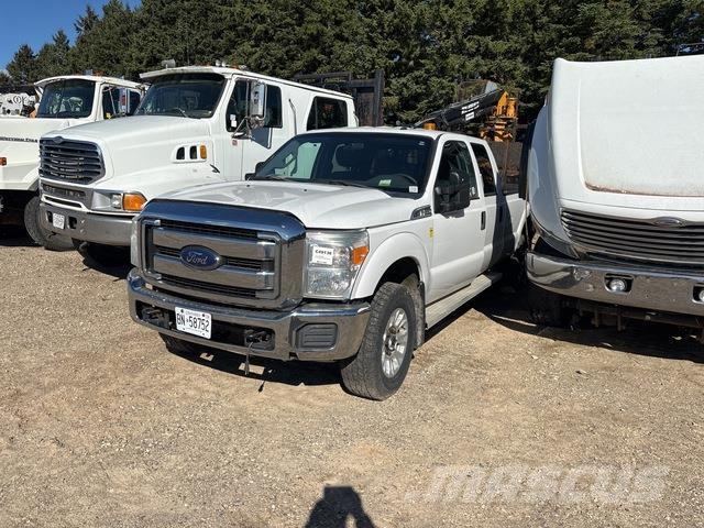 Ford F-350 Bestelwagens met open laadbak
