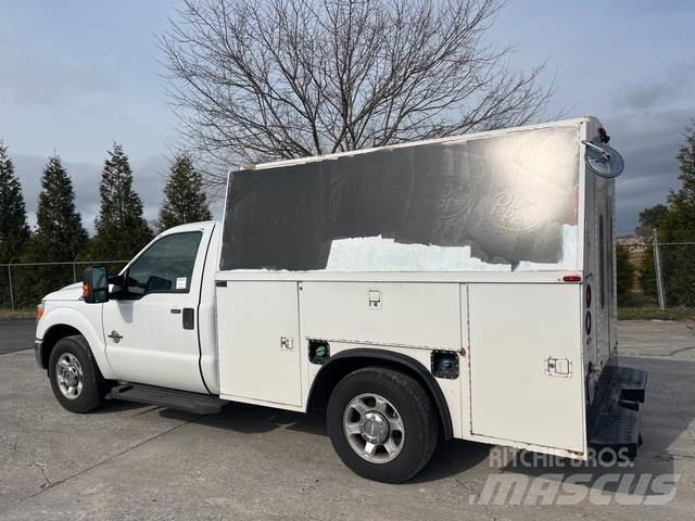 Ford F-350 Bestelwagens met open laadbak